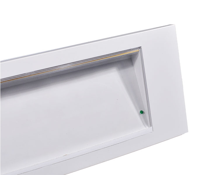 LE511AD CLEAR POLYCARBONATE DIFFUSER & ABS HOUSNING EMERGENT LIGHT LIGHT